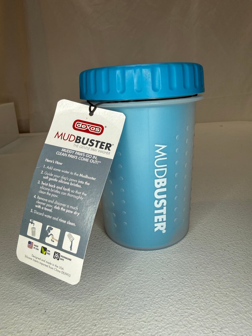 Dexas MudBuster Portable Dog Paw Washer/ Paw Cleaner Blue Medium